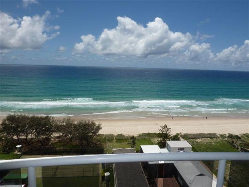 Main Beach QLD 4217