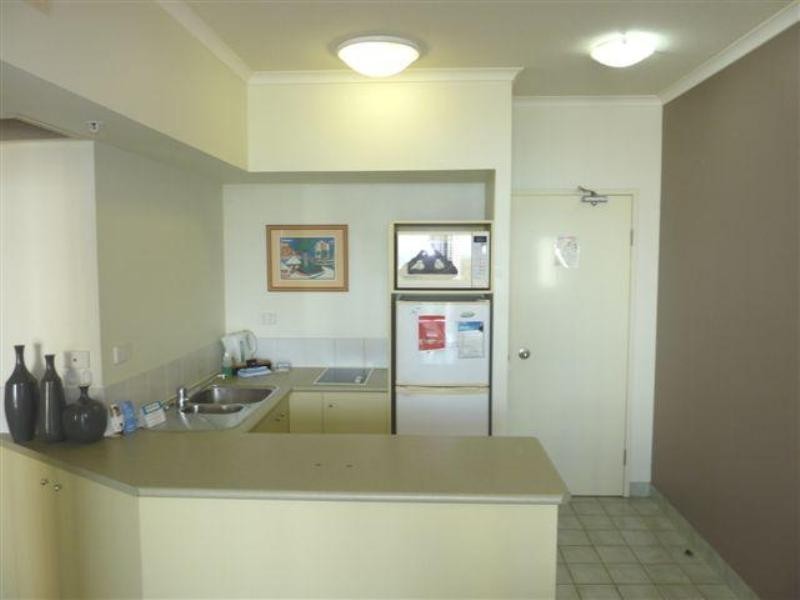 Main Beach QLD 4217