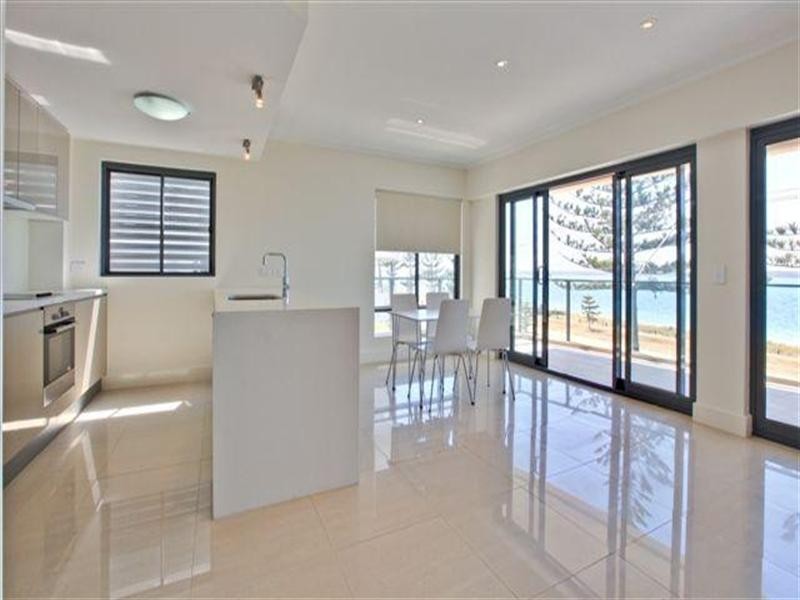 Biggera Waters QLD 4216