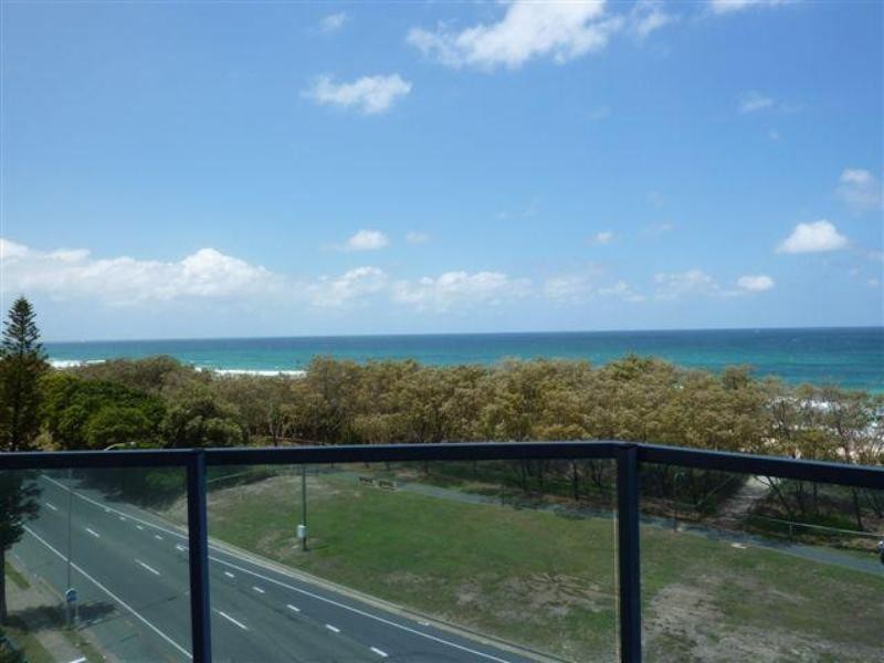 Main Beach QLD 4217
