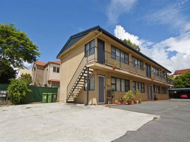 144 Frank Street, Labrador QLD 4215