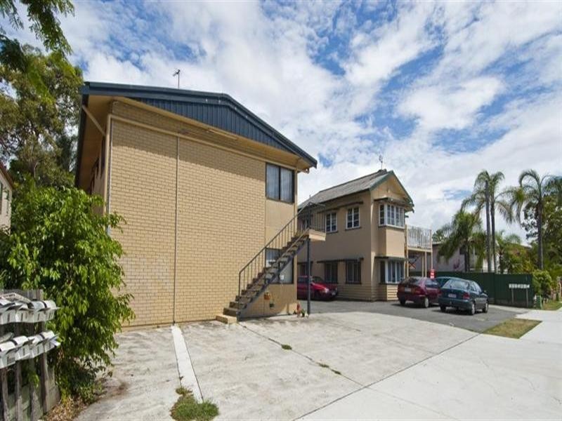144 Frank Street, Labrador QLD 4215