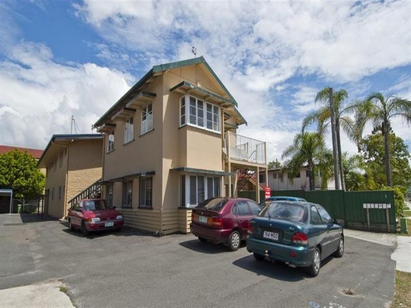 146 Frank Street, Labrador QLD 4215