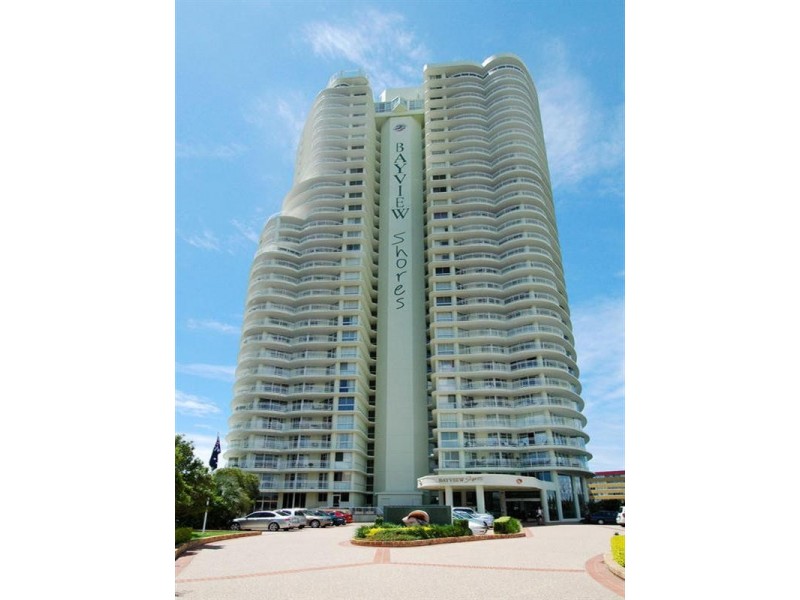 5 Bayview Street, Runaway Bay QLD 4216