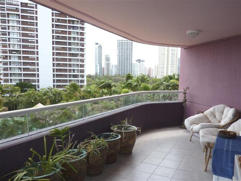 12 Commodore Drive, Surfers Paradise QLD 4217