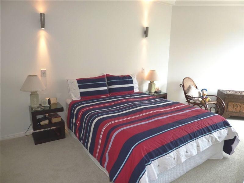 12 Commodore Drive, Surfers Paradise QLD 4217