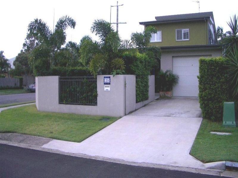 Labrador QLD 4215