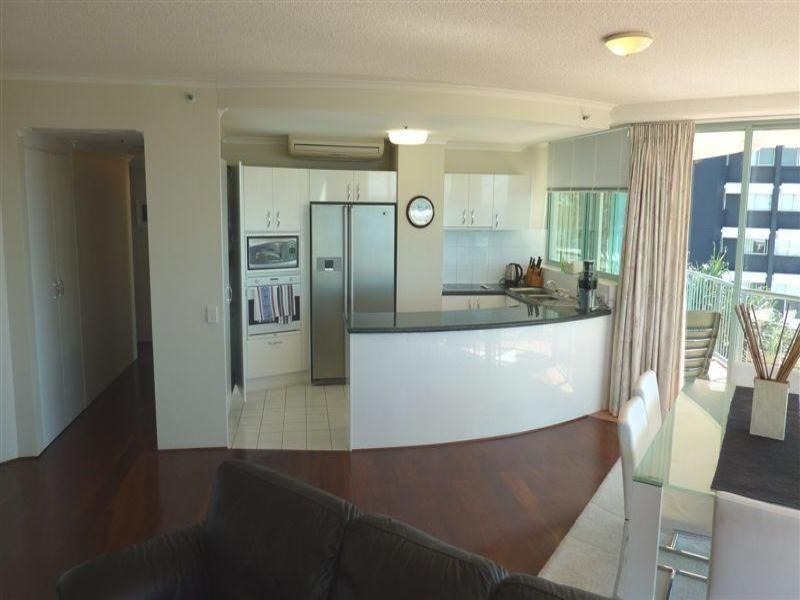 Main Beach QLD 4217