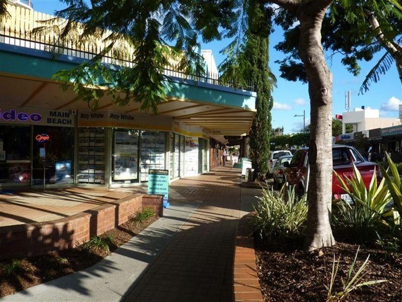 22 Montgomery Avenue, Main Beach QLD 4217