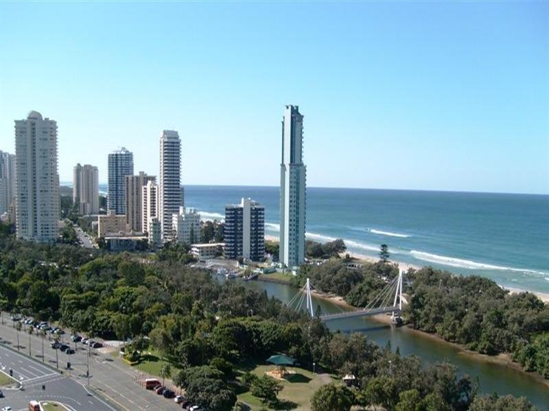 2 Admiralty Drive, Surfers Paradise QLD 4217