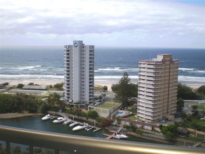 2 Admiralty Drive, Surfers Paradise QLD 4217