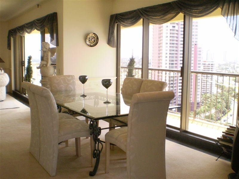 2 Admiralty Drive, Surfers Paradise QLD 4217