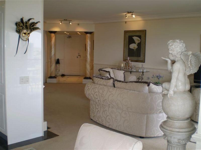 2 Admiralty Drive, Surfers Paradise QLD 4217