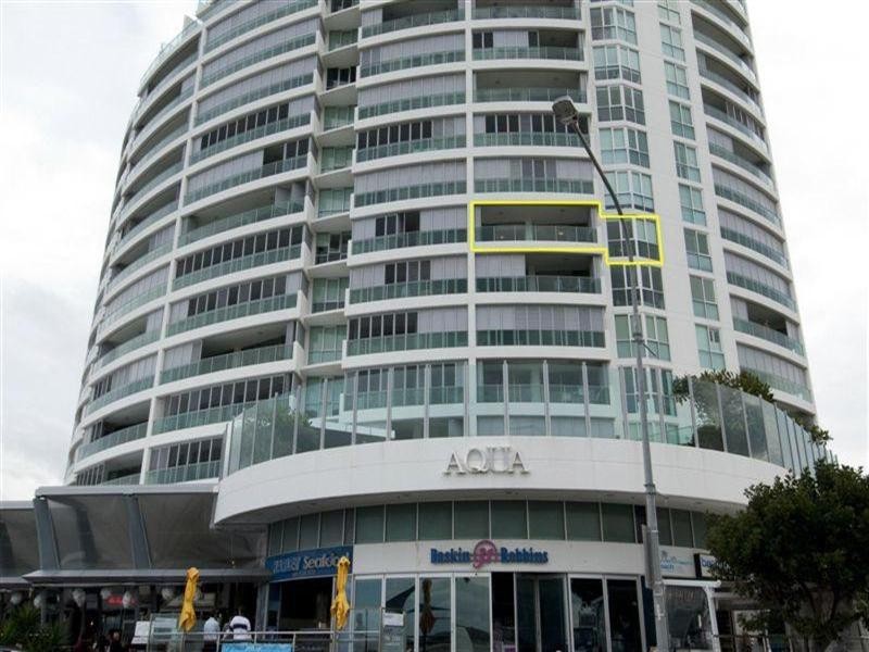 300 Marine Parade, Labrador QLD 4215