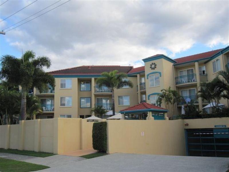 Chevron Island QLD 4217