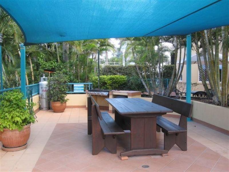 Chevron Island QLD 4217