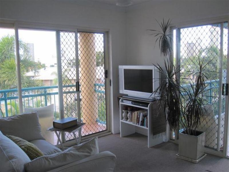 Chevron Island QLD 4217