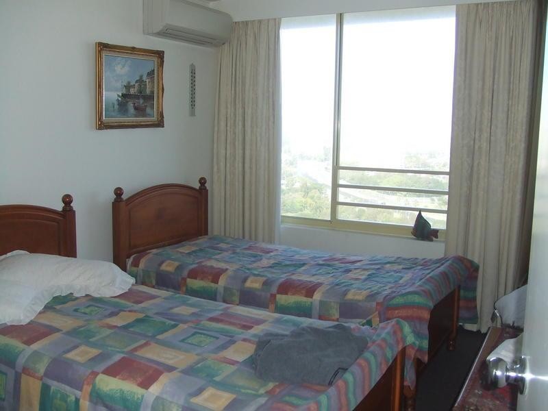 Main Beach QLD 4217