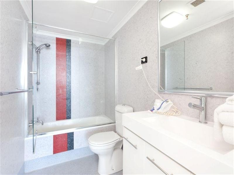 5 Clifford Street, Surfers Paradise QLD 4217