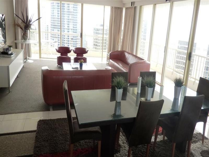 1 Serisier Avenue, Main Beach QLD 4217