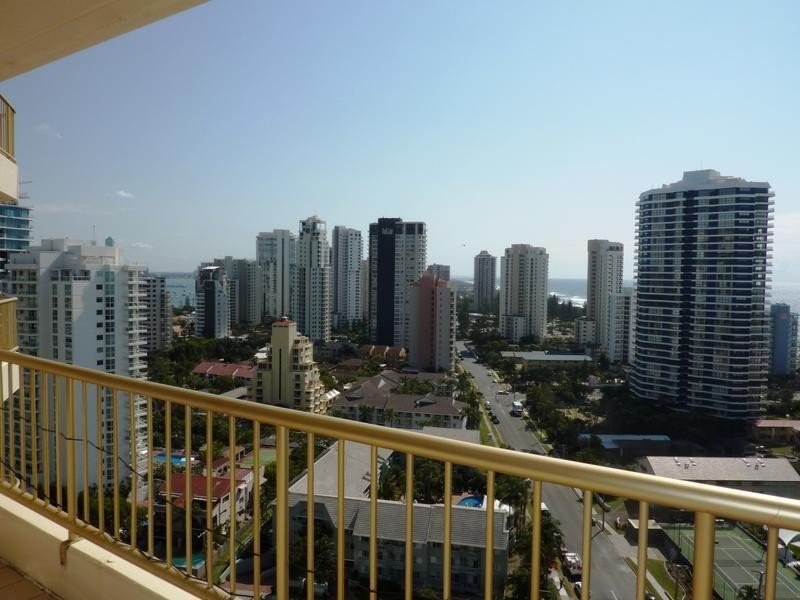 1 Serisier Avenue, Main Beach QLD 4217