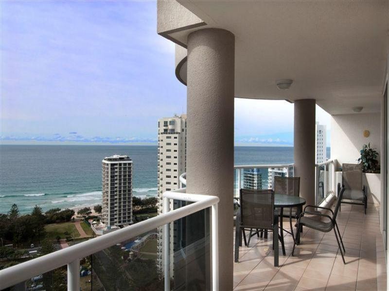 1 Hughes Avenue, Main Beach QLD 4217