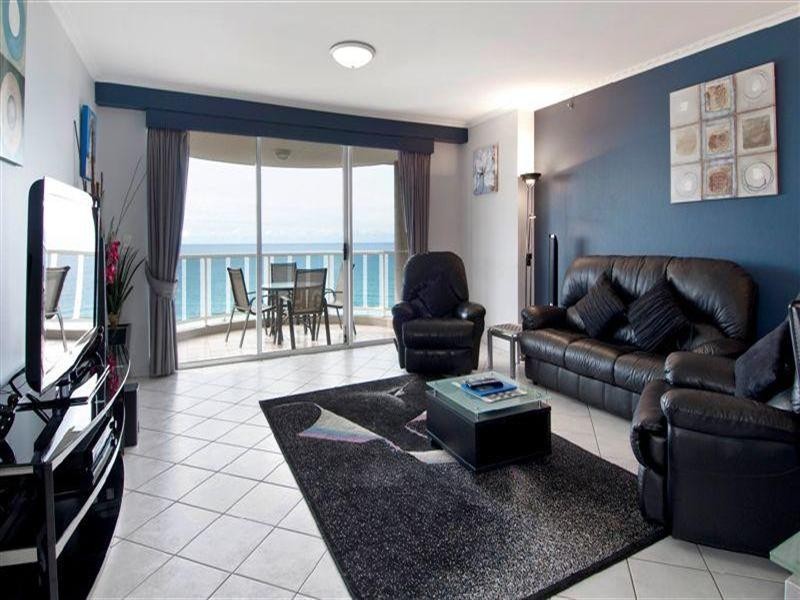 1 Hughes Avenue, Main Beach QLD 4217