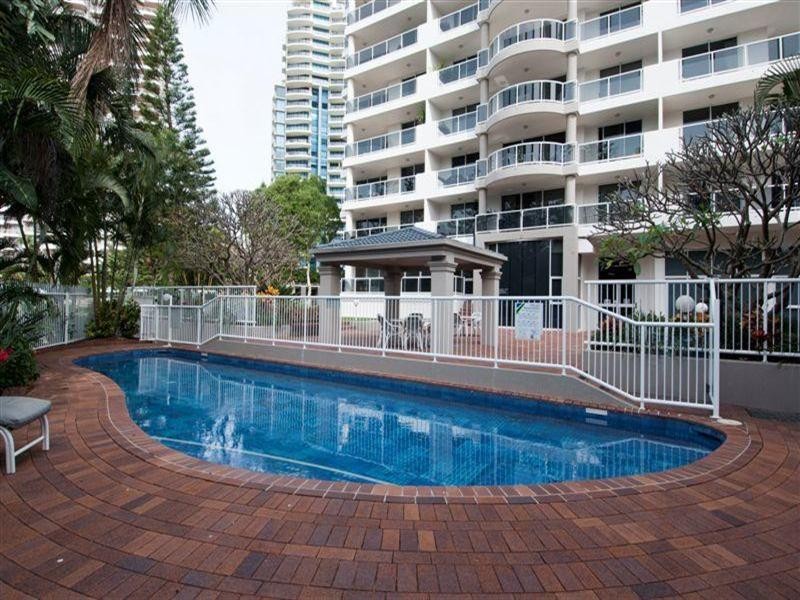 1 Hughes Avenue, Main Beach QLD 4217