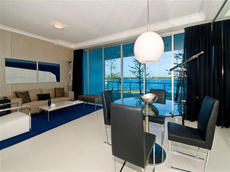 430 Marine Parade, Biggera Waters QLD 4216