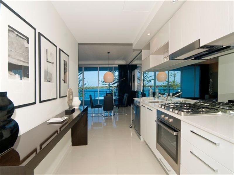 430 Marine Parade, Biggera Waters QLD 4216