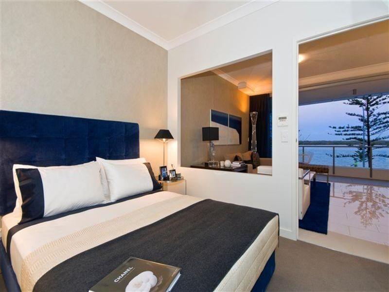 430 Marine Parade, Biggera Waters QLD 4216