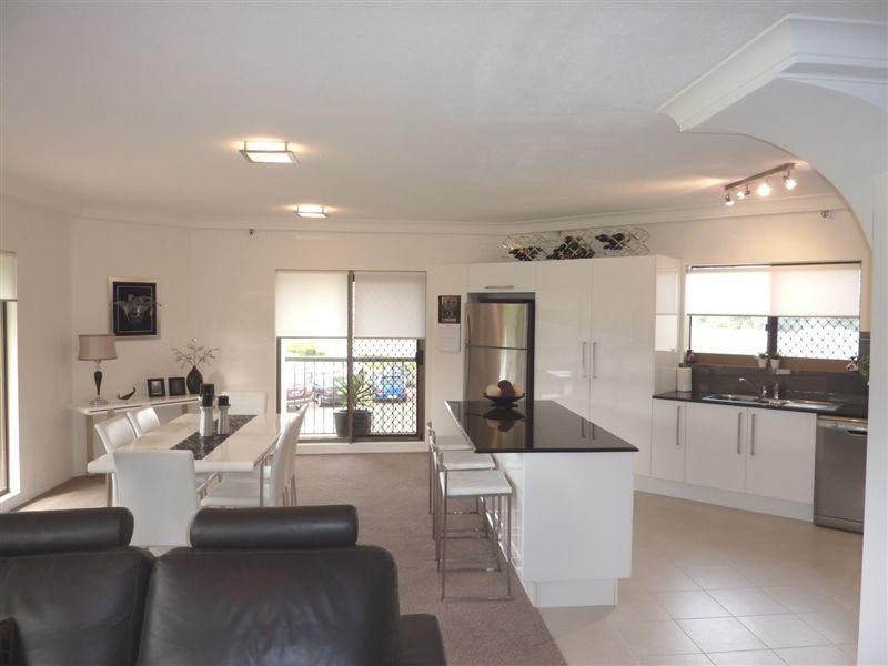 2 Admiralty Drive, Surfers Paradise QLD 4217