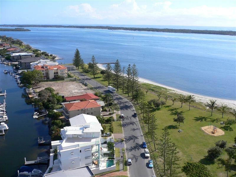 Runaway Bay QLD 4216