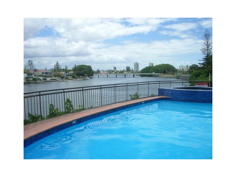 72 Silverton.2940 Gold Coast Highway, Surfers Paradise QLD 4217