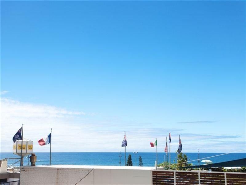 18 Hanlan Street, Surfers Paradise QLD 4217