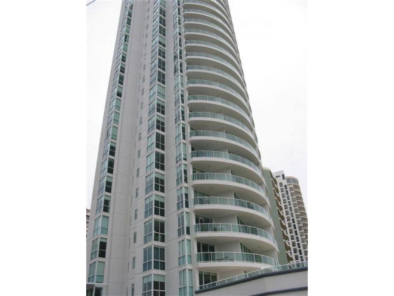 5 Woodroffe Avenue, Main Beach QLD 4217