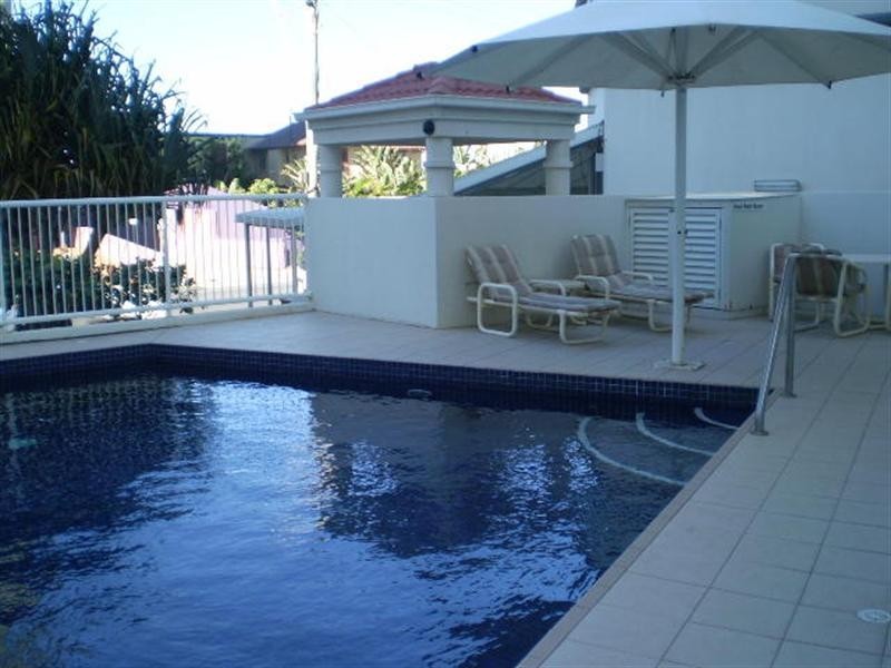 Main Beach QLD 4217