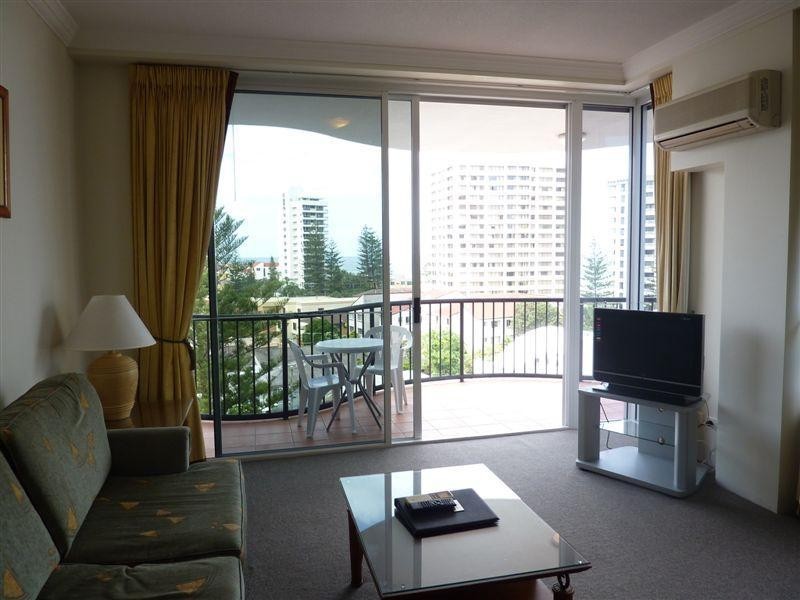 9 Beach Parade, Surfers Paradise QLD 4217