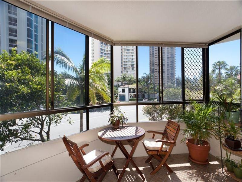 Main Beach QLD 4217