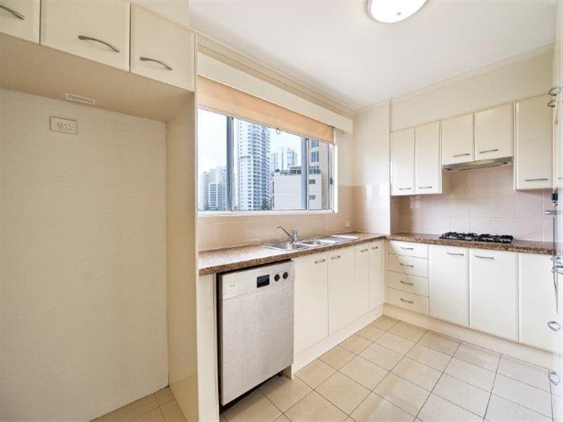 59 Pacific Street, Main Beach QLD 4217