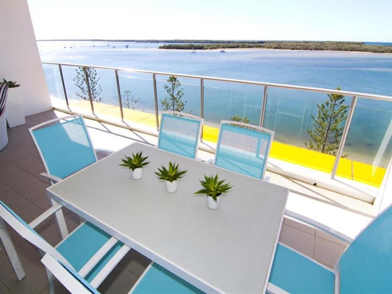 430 Marine Parade, Biggera Waters QLD 4216