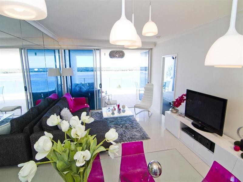 430 Marine Parade, Biggera Waters QLD 4216