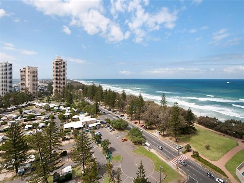 59 Pacific Street, Main Beach QLD 4217