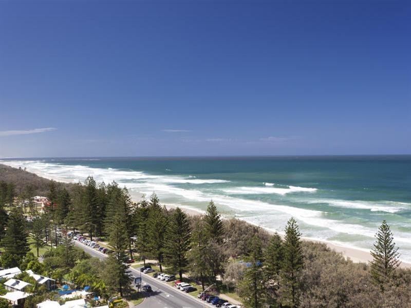 59 Pacific Street, Main Beach QLD 4217