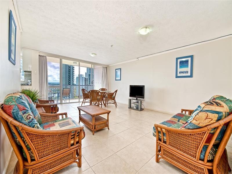 67 Ferny Avenue, Surfers Paradise QLD 4217