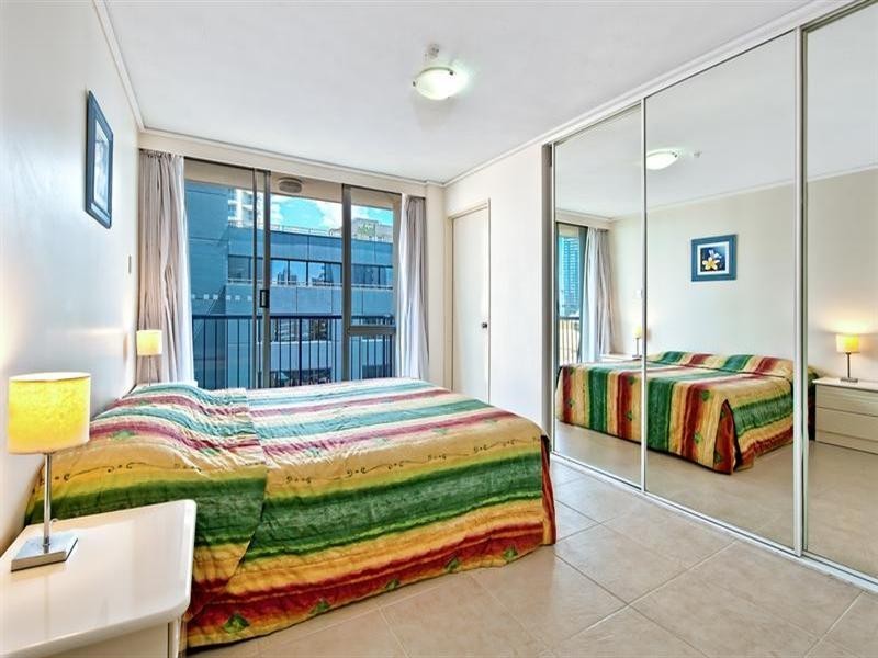 67 Ferny Avenue, Surfers Paradise QLD 4217