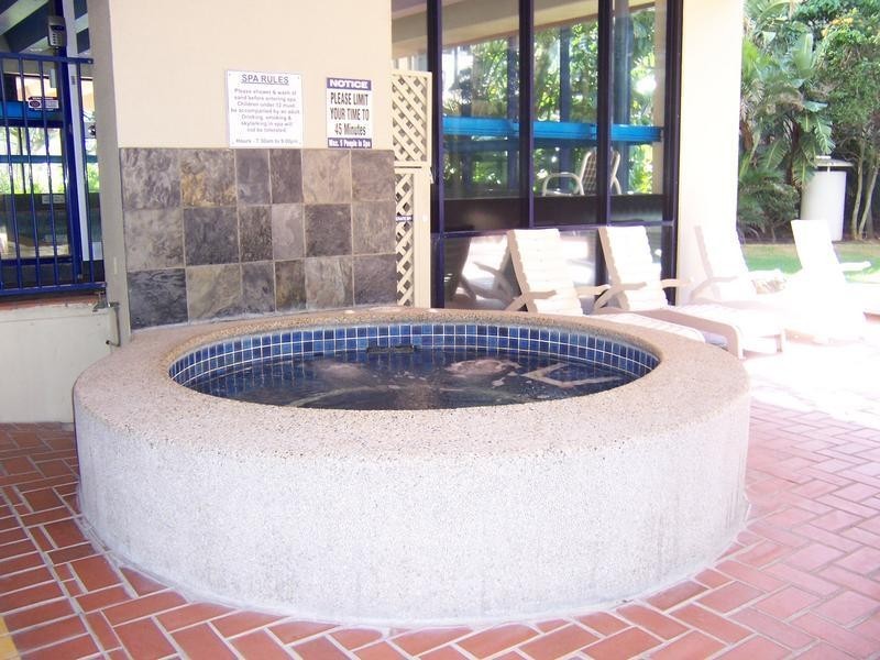 67 Ferny Avenue, Surfers Paradise QLD 4217