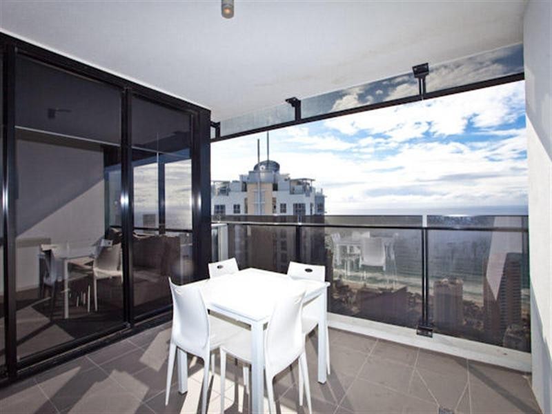 9 Ferny Avenue, Surfers Paradise QLD 4217