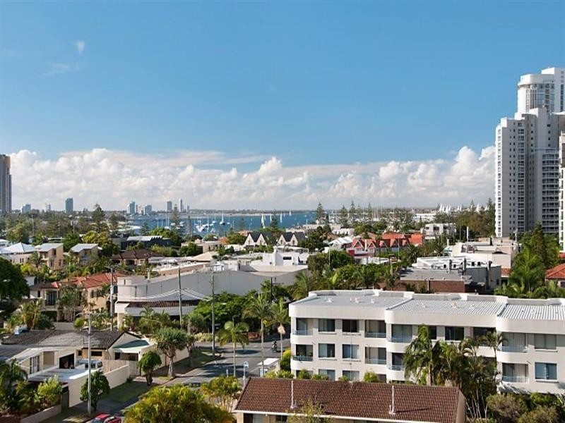 3 Tedder Avenue, Main Beach QLD 4217