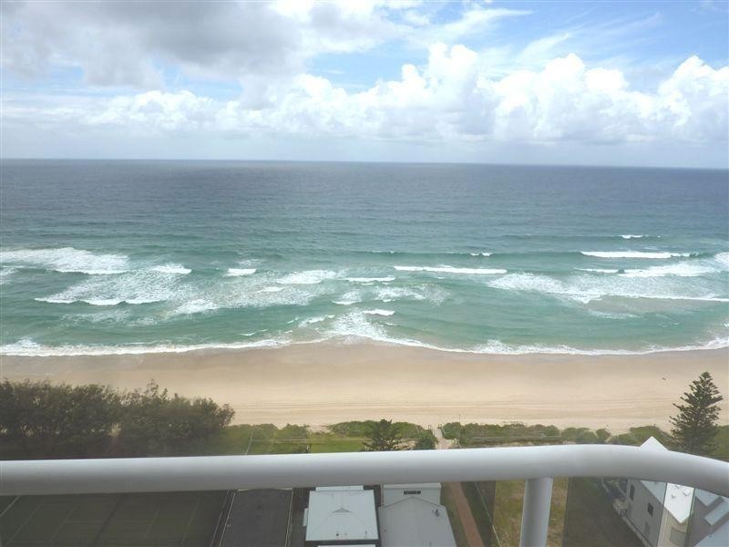 59 Pacific Street, Main Beach QLD 4217